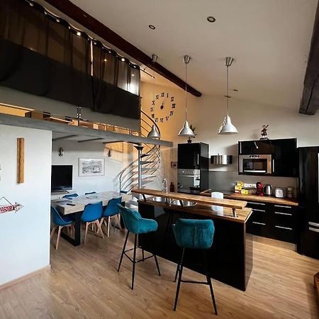 Apartamento Pepite Rare 8 Personnes Au Coeur Battant Du Vieux Lyon Exterior foto