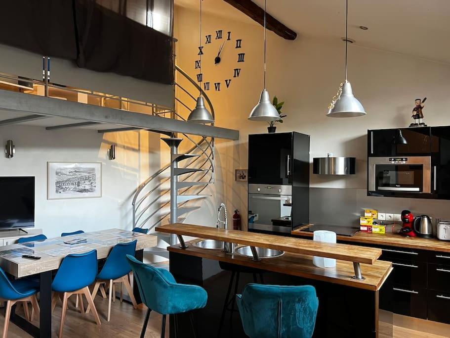 Apartamento Pepite Rare 8 Personnes Au Coeur Battant Du Vieux Lyon Exterior foto