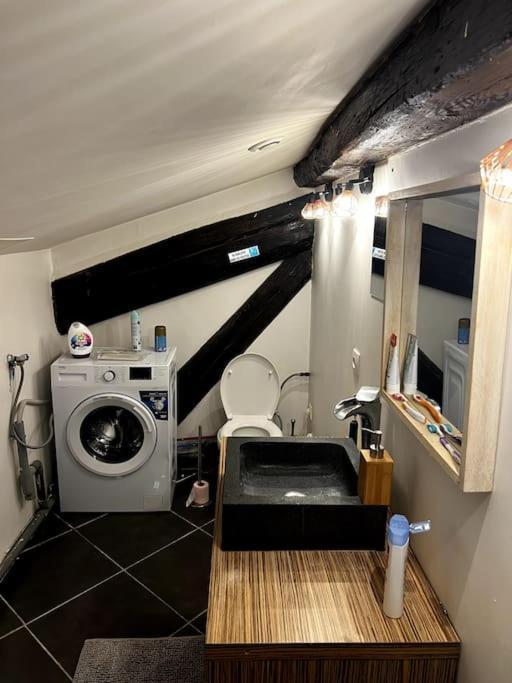 Apartamento Pepite Rare 8 Personnes Au Coeur Battant Du Vieux Lyon Exterior foto